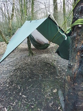Camping in hammocks - single hammock