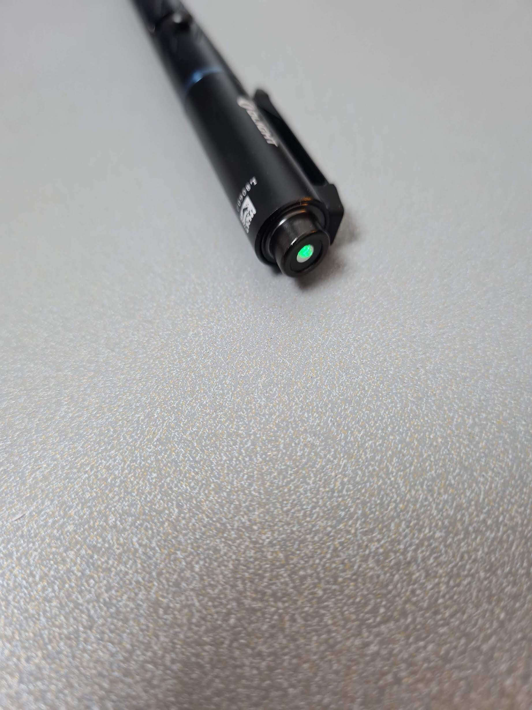 Olight Open Pro Penlight - laser